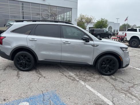 Used 2022 Kia Sorento S w/ Panoramic Sunroof Package AWD/4WD image 32