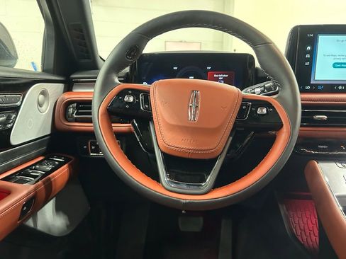 New 2025 Lincoln Aviator Reserve w/ Equipment Group 201A image 12
