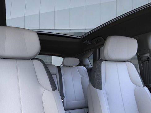 New 2026 Cadillac Optiq Luxury 1 image 24