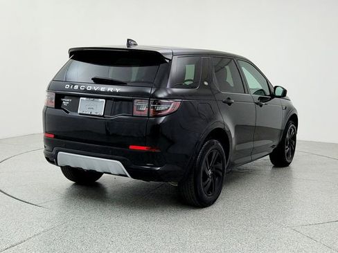 Used 2025 Land Rover Discovery Sport S image 5