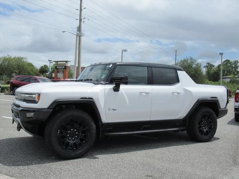 Used 2026 GMC Hummer EV 4x4 Crew Cab image 3