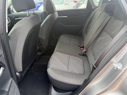 Used 2024 Kia Seltos LX AWD/4WD image 11