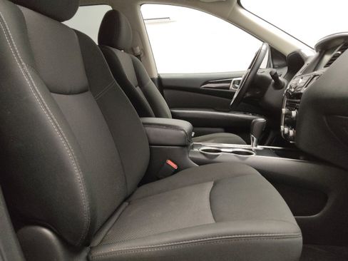 Used 2020 Nissan Pathfinder SV FWD image 21