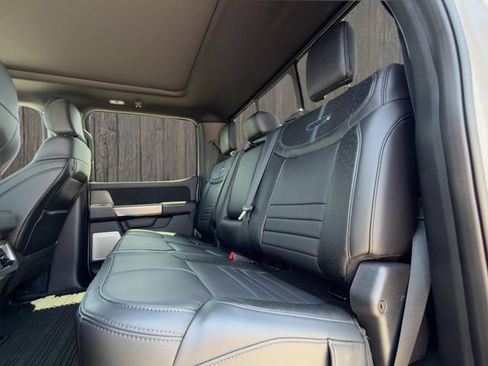 Used 2026 Ford F450 Platinum w/ FX4 Off-Road Package AWD/4WD image 29