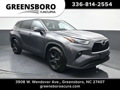 Used 2022 Toyota Highlander LE