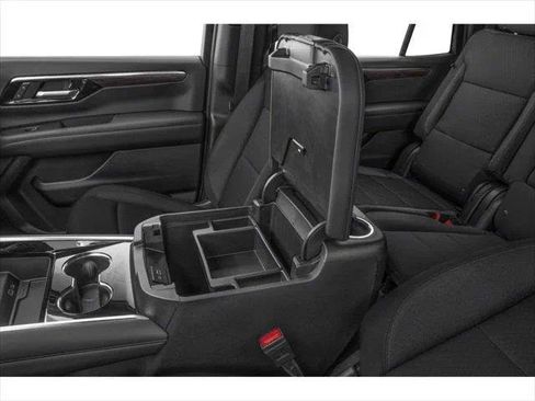 Used 2025 Chevrolet Tahoe RST w/ RST Capability Package AWD/4WD image 22