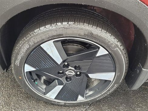 New 2026 Nissan Kicks SR w/ SR Premium Package image 12