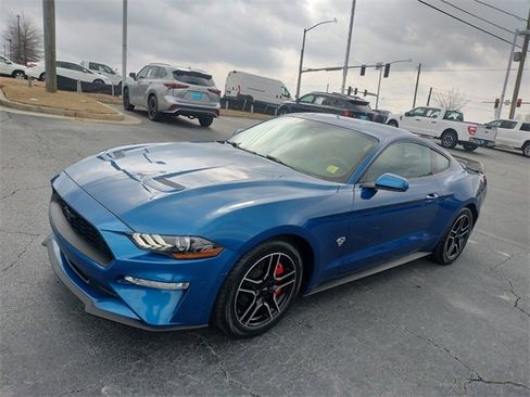 Used 2018 Ford Mustang Premium w/ Equipment Group 201A image 4