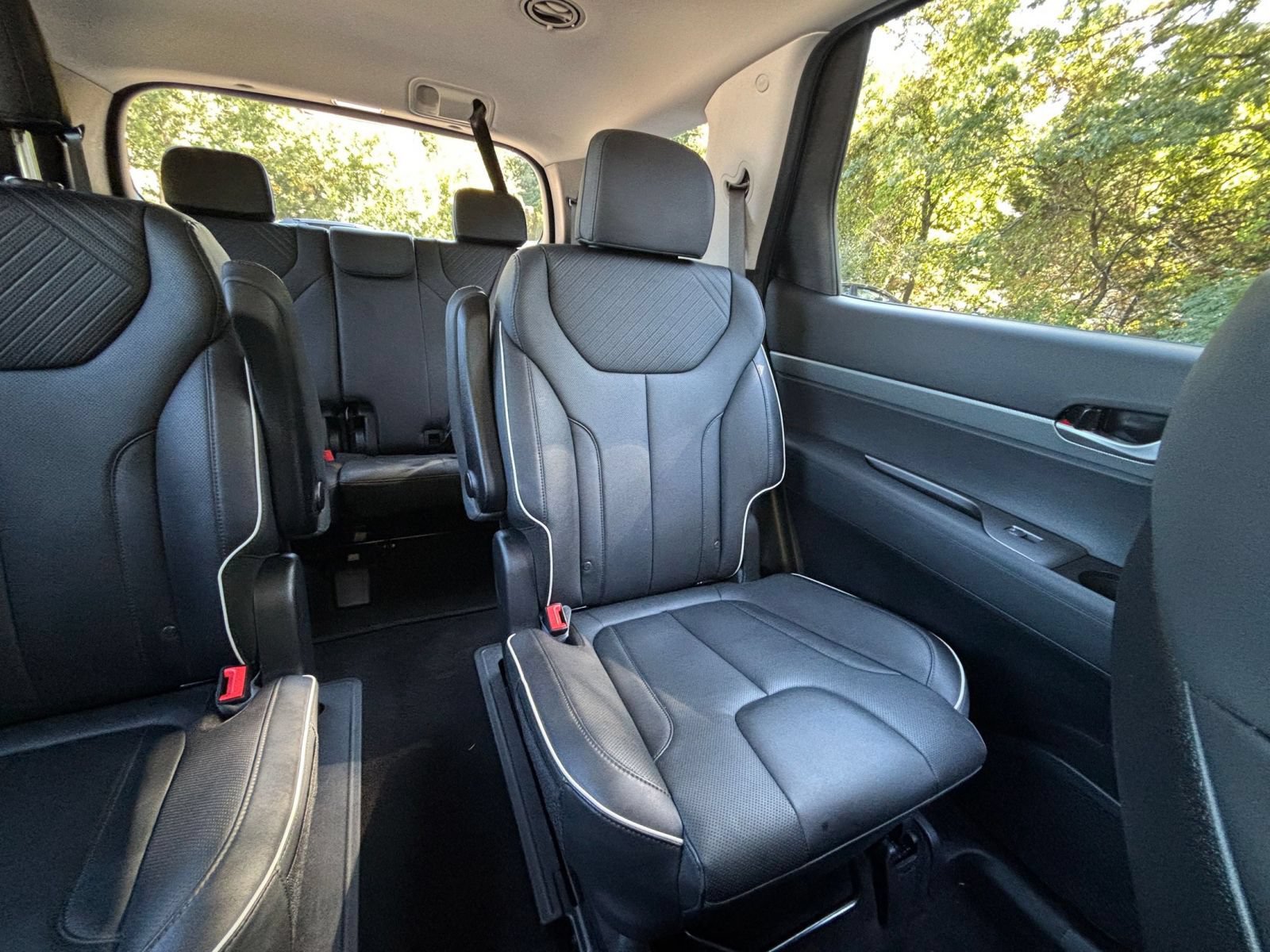 Used 2025 Hyundai Palisade SEL FWD image 40