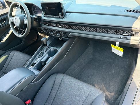 Used 2024 Honda Accord EX image 15