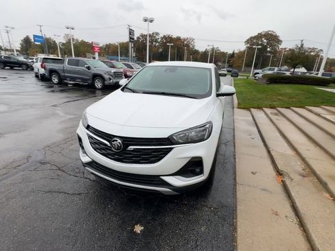 Certified 2022 Buick Encore GX Preferred image 3