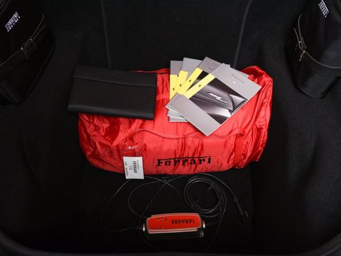 Used 2015 Ferrari 458 Italia Coupe RWD image 21