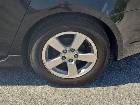 Used 2012 Chevrolet Cruze LT w/ RS Package image 6