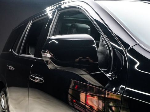 Used 2023 Cadillac Escalade V AWD/4WD image 15