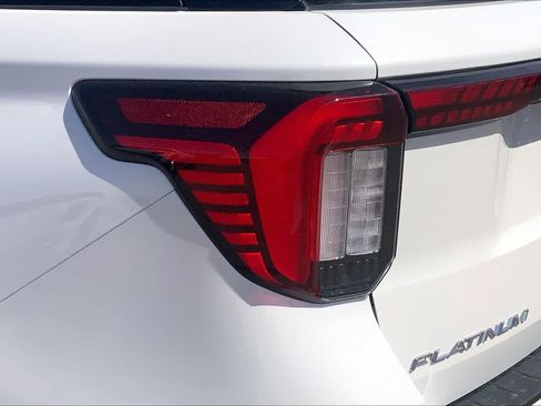 New 2026 Ford Explorer Platinum RWD image 14
