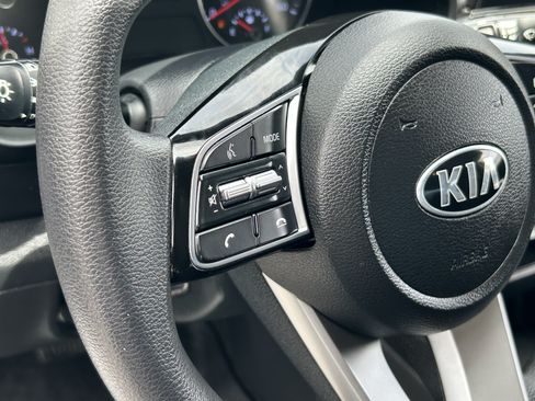 Used 2021 Kia Forte LXS FWD image 28