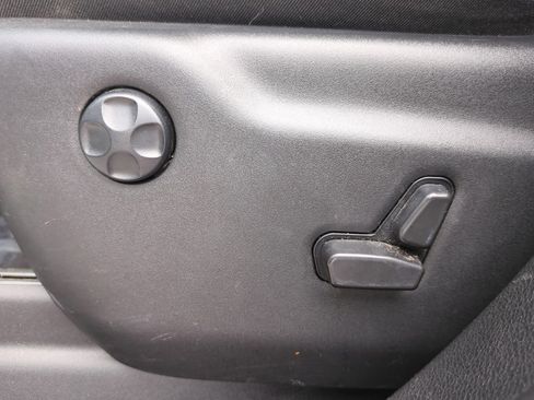 Used 2021 Jeep Grand Cherokee Laredo X RWD image 16