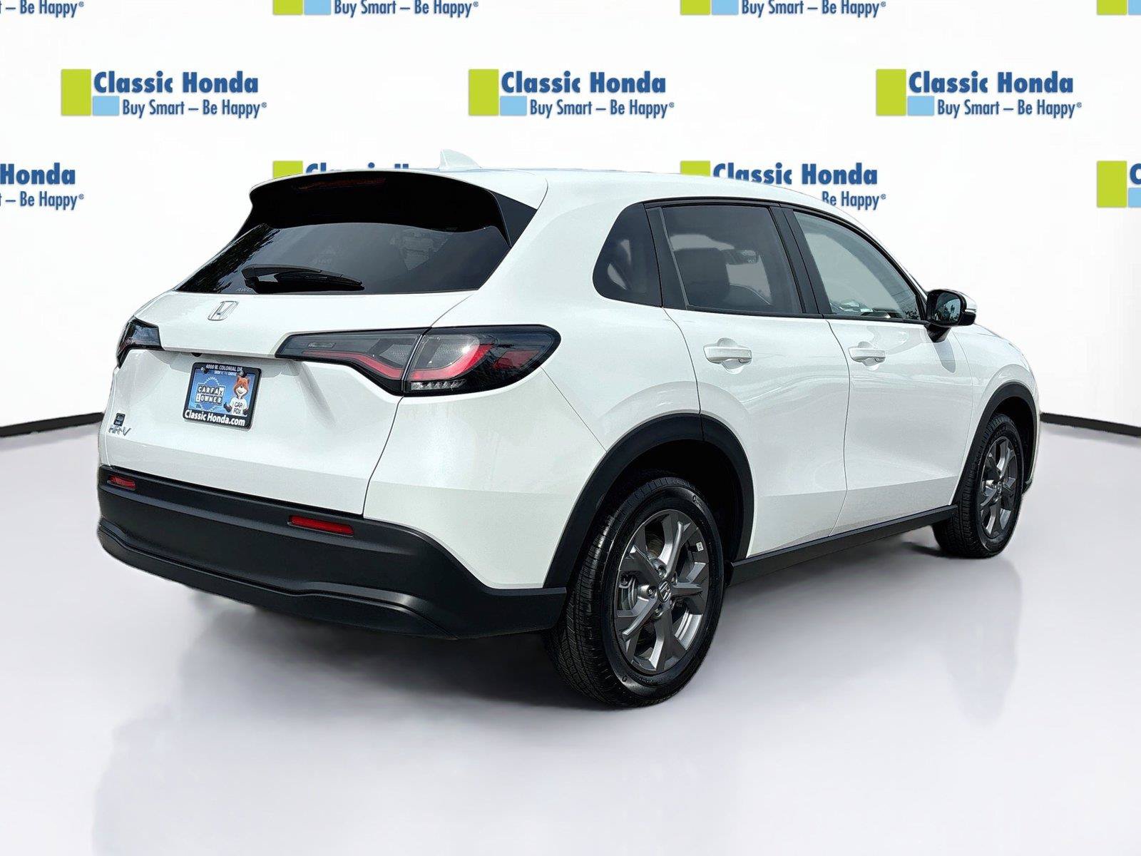 Certified 2027 Honda HR-V LX image 8