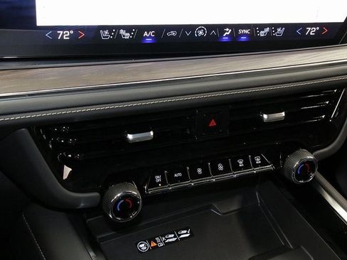 New 2025 Chevrolet Tahoe Premier w/ Sun And Tow Package image 23