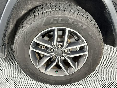 Used 2020 Jeep Grand Cherokee Limited w/ Trailer Tow Group IV image 10