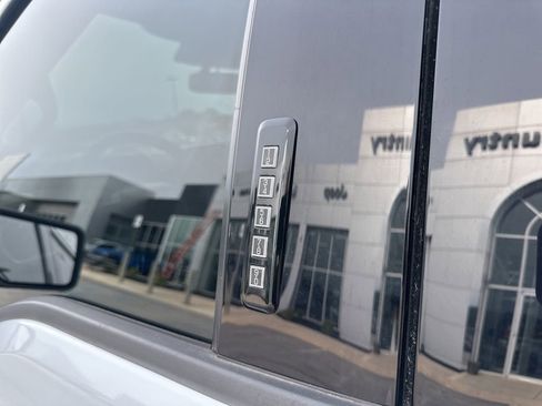 Used 2022 Ford F150 XLT w/ Equipment Group 302A High AWD/4WD image 8