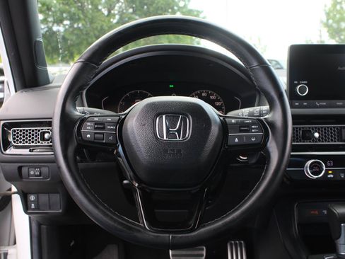 Used 2024 Honda Civic Sport image 9