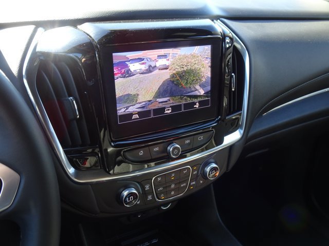 Used 2023 Chevrolet Traverse LT FWD image 21
