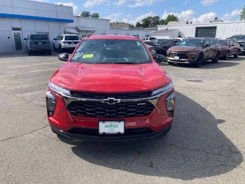 New 2026 Chevrolet Trax RS w/ Driver Confidence Package FWD image 2