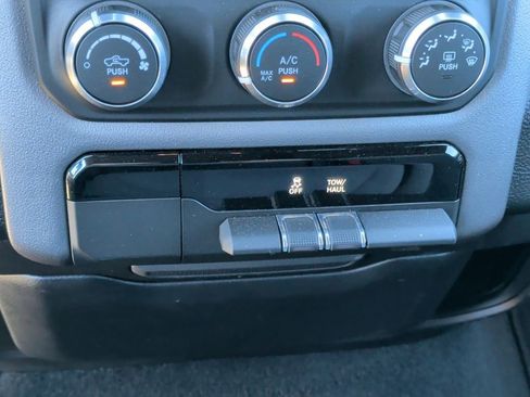 Used 2023 RAM 1500 Lone Star image 32