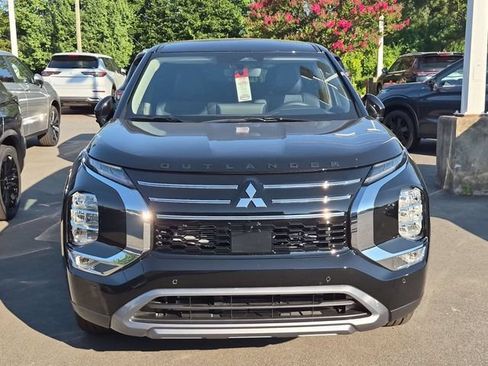 New 2026 Mitsubishi Outlander SE FWD image 8