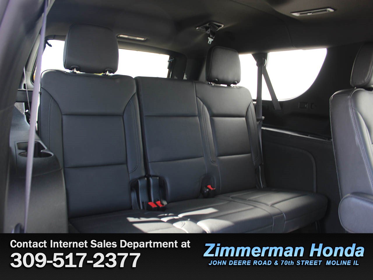 Used 2021 Chevrolet Suburban LT w/ Rear Media and Nav Package AWD/4WD image 9