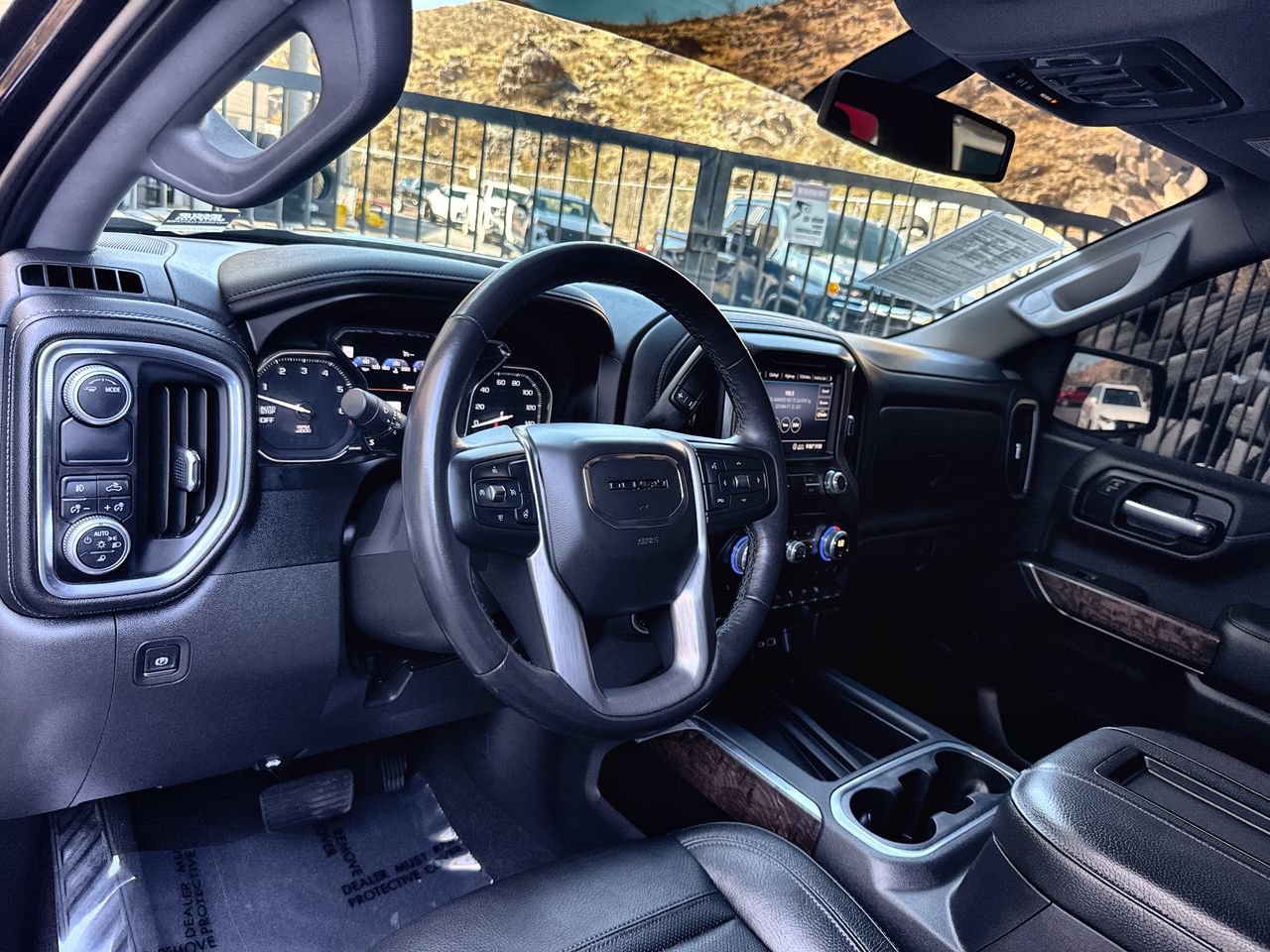 Used 2020 GMC Sierra 1500 Denali RWD image 10