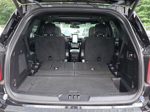 Used 2022 Ford Explorer ST w/ Equipment Group 401A AWD/4WD image 32