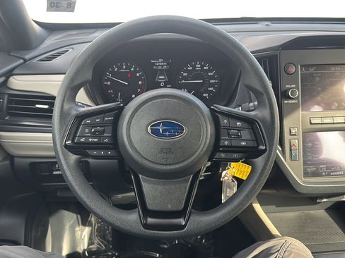 Used 2025 Subaru Forester image 2