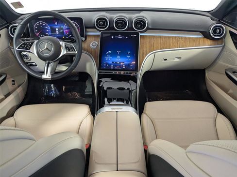Used 2023 Mercedes-Benz C 300 Sedan image 31