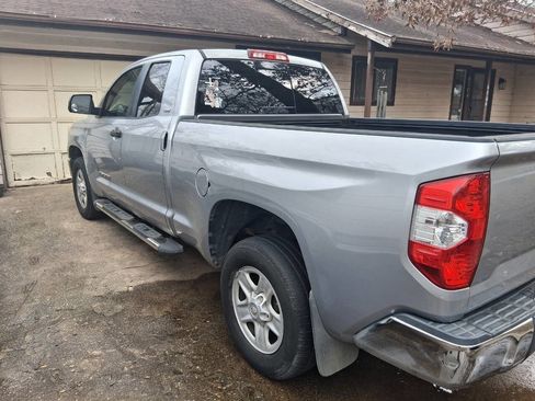 Used 2016 Toyota Tundra SR5 w/ SR5 Upgrade Package image 2