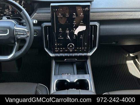 New 2026 GMC Acadia Denali Ultimate w/ LPO, Floor Liner Package AWD/4WD image 12