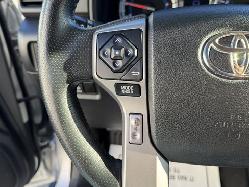 Used 2019 Toyota 4Runner Limited image 18