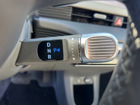 Used 2024 Hyundai Ioniq 5 Limited image 26