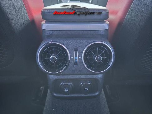 Used 2018 Kia Stinger GT2 image 20