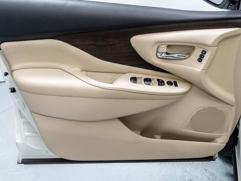 Used 2019 Nissan Murano Platinum w/ Cargo Package image 22