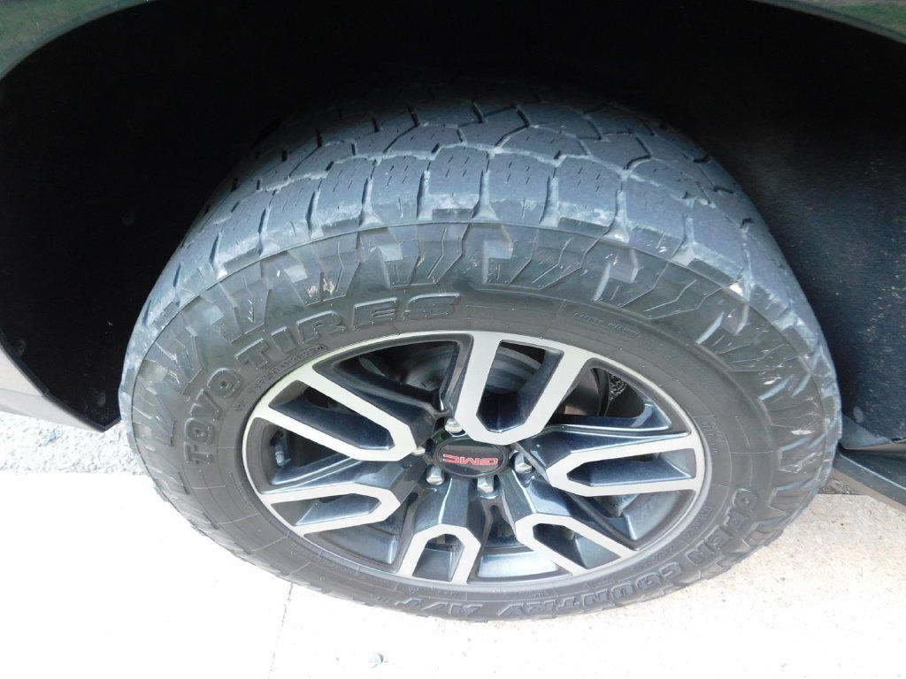 Used 2021 GMC Yukon XL AT4 w/ Rear Media and Nav Package AWD/4WD image 8