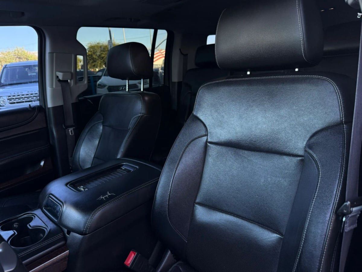 Used 2016 GMC Yukon XL SLT w/ Open Road Package RWD image 42