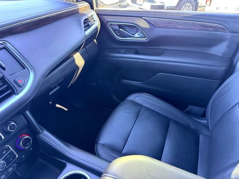 Used 2021 Chevrolet Tahoe LT image 32