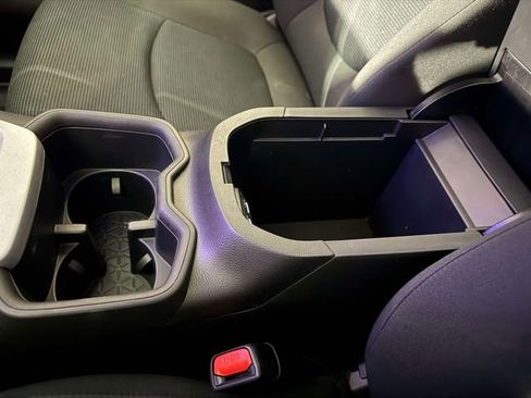 Used 2023 Toyota RAV4 LE image 36