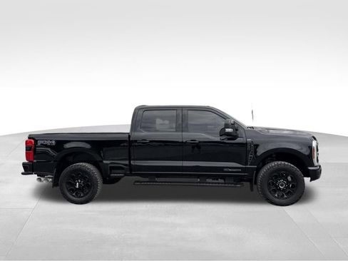 Used 2024 Ford F250 Lariat w/ Black Appearance Package AWD/4WD image 25