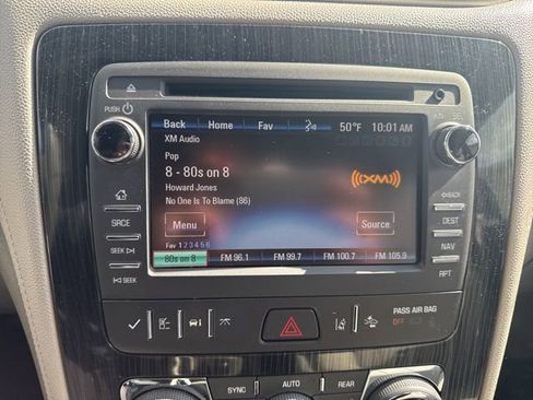Used 2017 Chevrolet Traverse Premier AWD/4WD image 27