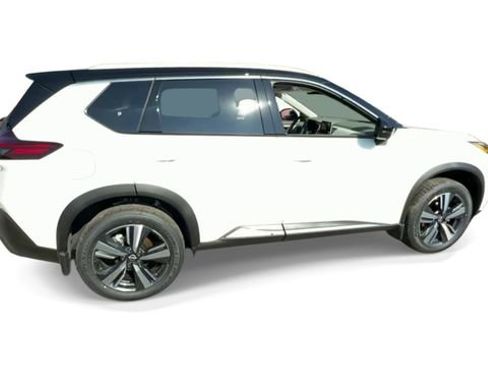Certified 2023 Nissan Rogue SL image 9