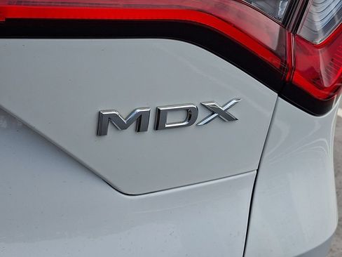 Used 2023 Acura MDX SH-AWD image 35