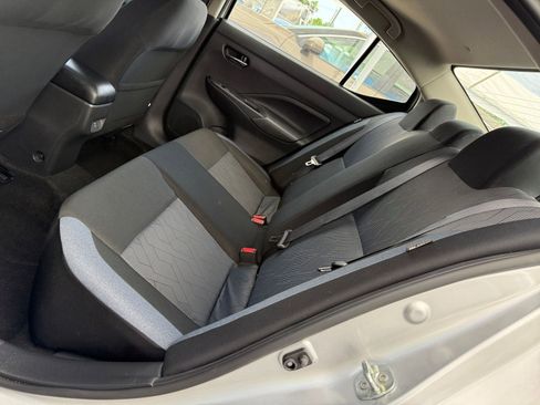 Used 2025 Nissan Versa SV FWD image 34